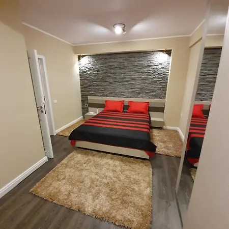 Apartment 602 Str Opera