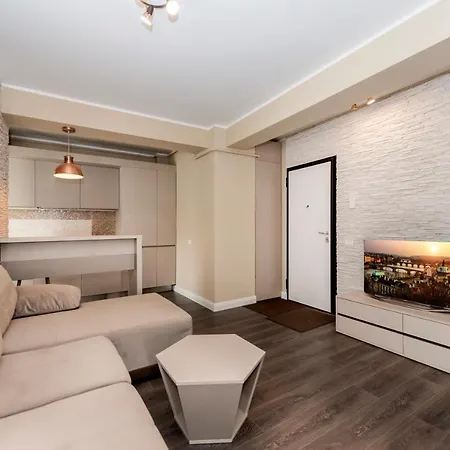 602 Str Opera Apartment