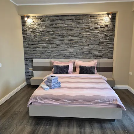 602 Str Opera Appartement